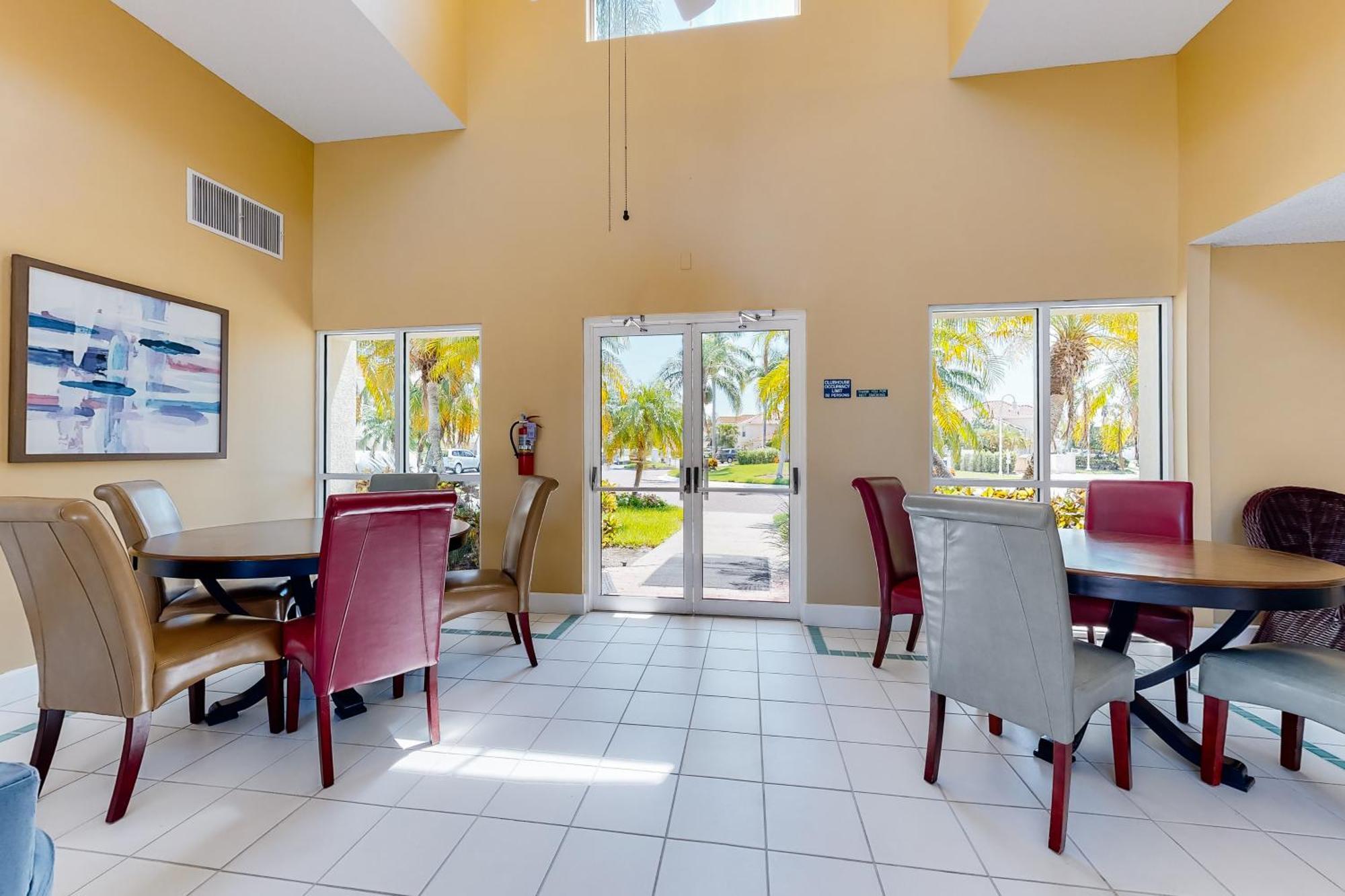 Sea And Tee Apartment St. Petersburg Luaran gambar